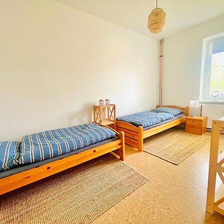 "Mts-Haus Zettemin" - 2 Familienfreundliche Ferienwohnungen In Mecklenburg Luaran gambar