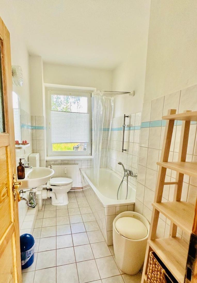 "Mts-Haus Zettemin" - 2 Familienfreundliche Ferienwohnungen In Mecklenburg Luaran gambar